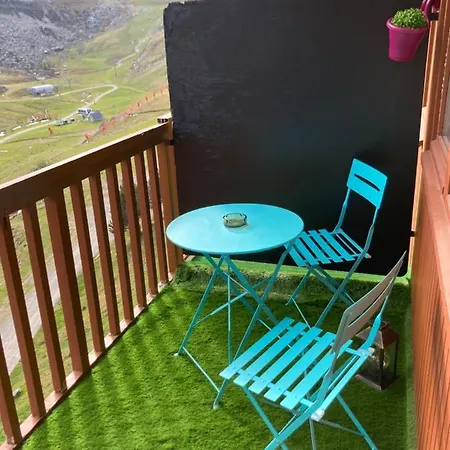 Studio mongie aux pieds des pistes avec balcon La Mongie Extérieur photo
